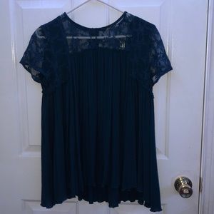 Flowy navy blue shirt good condition